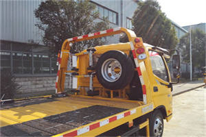 阿鲁科尔沁旗附近汽车搭电救援电话