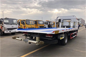 阿鲁科尔沁旗汽车救援补胎