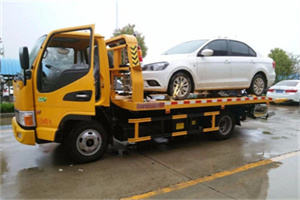 阿鲁科尔沁旗附近拖车救援24小时服务热线