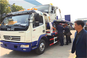 阿鲁科尔沁旗汽车道路救援拖车价格